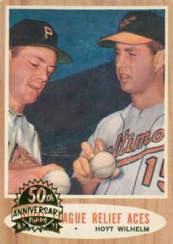 2011 Topps Heritage - 50th Anniversary Buybacks #423 Rival League Relief Aces (Roy Face / Hoyt Wilhelm) Front