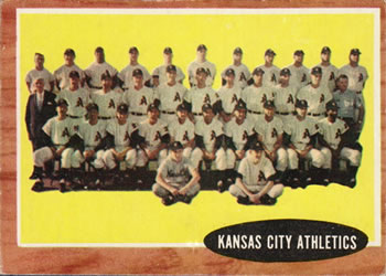 1962 Topps #384 Kansas City Athletics Front