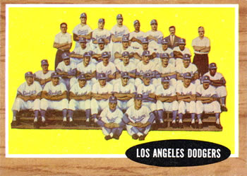 1962 Topps #43 Los Angeles Dodgers Front