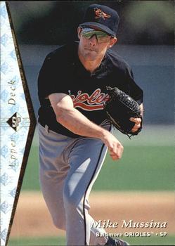1995 SP - Superbafoil #119 Mike Mussina Front