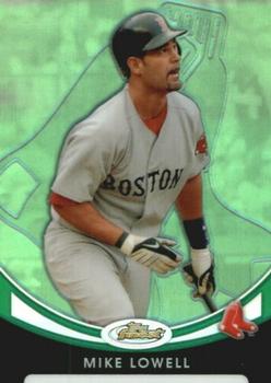 2010 Finest - Refractors Green #122 Mike Lowell Front