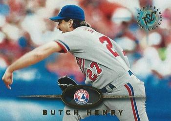 Butch Henry Autographed 1994 Fleer Card #541 Montreal Expos SKU #183611