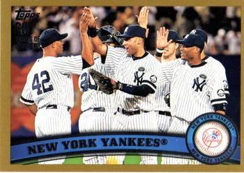 2011 Topps - Gold #424 New York Yankees Front