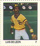 1983 Fleer Stamps #NNO Luis DeLeon Front