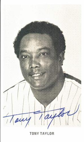 1977 Philadelphia Phillies Photocards #NNO Tony Taylor Front