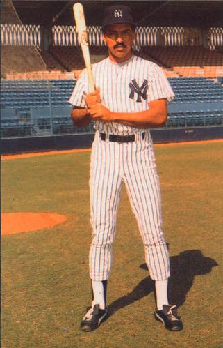 1985 TCMA New York Yankees Postcards #NYY85-32 Henry Cotto Front