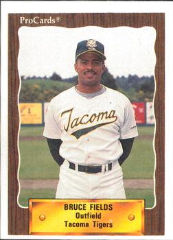 1990 ProCards #106 Bruce Fields Front