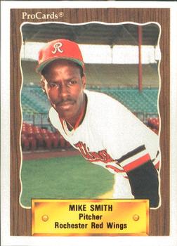 1990 ProCards #702 Mike Smith Front