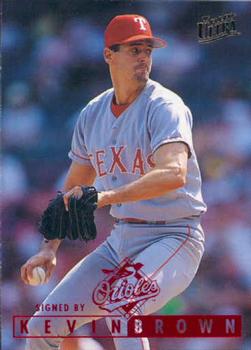 1995 Ultra #332 Kevin Brown Front