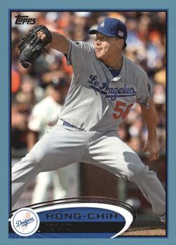 2012 Topps - Blue #11 Hong-Chih Kuo Front