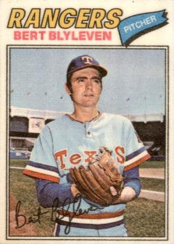 1977 Topps Cloth Stickers #5 Bert Blyleven Front