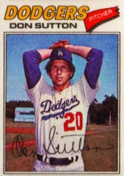 1977 Topps Cloth Stickers #47 Don Sutton Front