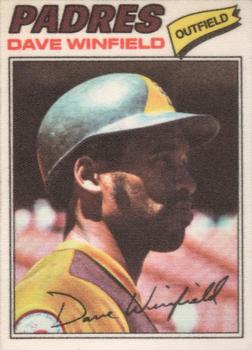 1977 Topps Cloth Stickers #52 Dave Winfield Front