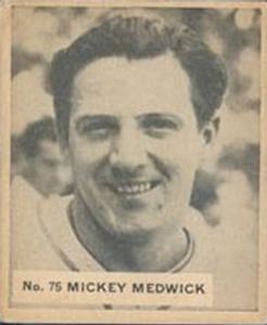 1936 World Wide Gum (V355) #75 Joe Medwick Front