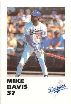 1988 Los Angeles Dodgers Police #NNO Mike Davis Front