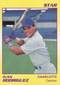 1990 Star #26 Ivan Rodriguez Front