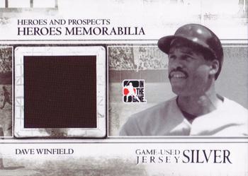 2011 In The Game Heroes & Prospects - Heroes Jersey Number Patch Silver #HM-17 Dave Winfield Front