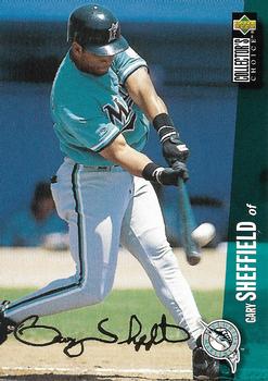 1996 Collector's Choice - Gold Signature #560 Gary Sheffield Front