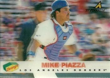 1997 Pinnacle Denny's Holograms #20 Mike Piazza Front