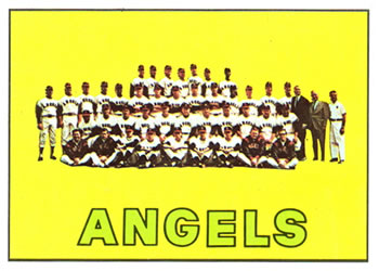 1967 Topps #327 California Angels Front