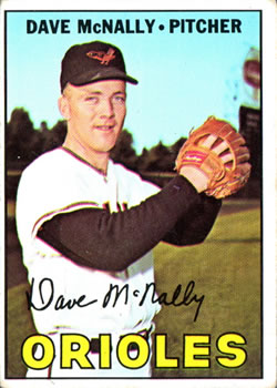 1967 Topps #382 Dave McNally Front