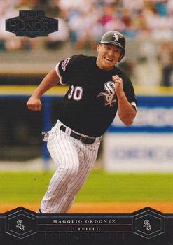 2004 Playoff Honors #55 Magglio Ordonez Front