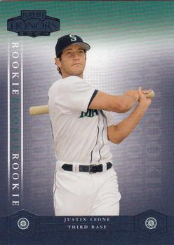 2004 Playoff Honors #209 Justin Leone Front