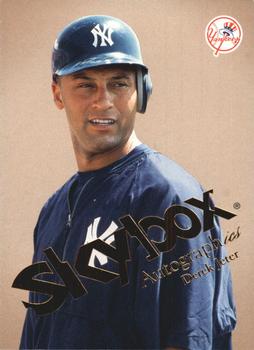 2004 SkyBox Autographics #27 Derek Jeter Front