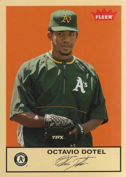 2005 Fleer Tradition #56 Octavio Dotel Front