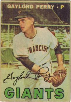 1967 Topps Venezuelan #312 Gaylord Perry Front
