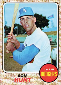 1968 Topps #15 Ron Hunt Front
