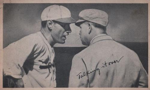1936 National Chicle Fine Pen Premiums (R313) #NNO Talking it over - Leo Durocher Front