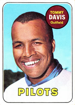 1969 Topps #135 Tommy Davis Front