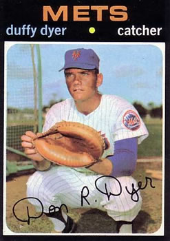 1971 Topps #136 Duffy Dyer Front