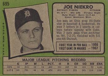 1971 Topps #695 Joe Niekro Back