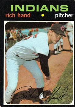1971 Topps #24 Rich Hand Front
