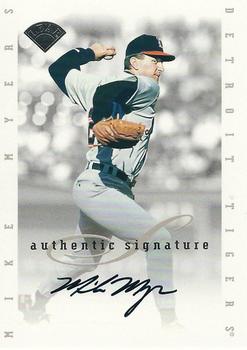 1996 Leaf Signature Series - Extended Series Autographs #NNO Mike Myers Front