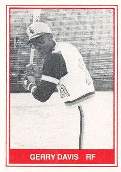 1982 TCMA Amarillo Gold Sox #5 Gerry Davis Front