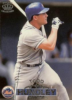 1996 Pacific Crown Collection #147 Todd Hundley Front