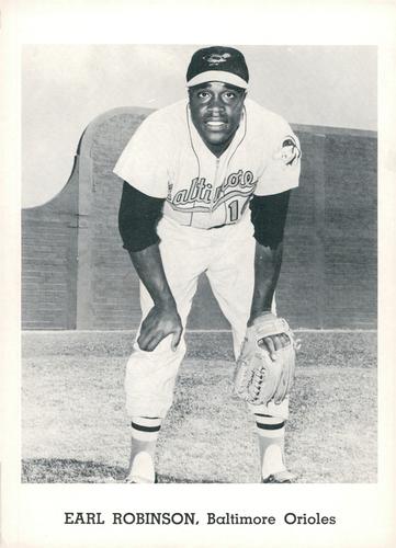 1962 Jay Publishing Baltimore Orioles 5x7 Photos #NNO Earl Robinson Front