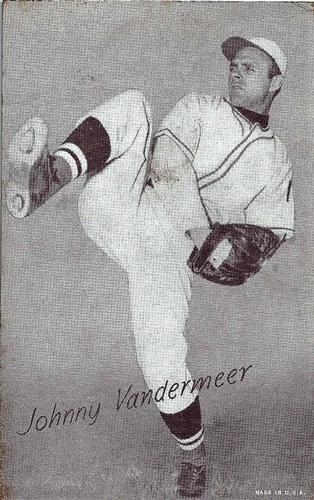 1947-66 Exhibits (W461) #NNO Johnny Vander Meer Front