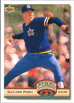 1992 Upper Deck - Heroes Highlights #HI6 Gaylord Perry Front