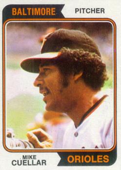 1974 Topps #560 Mike Cuellar Front