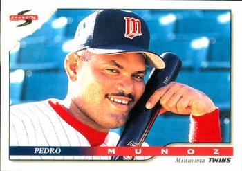 1996 Score #87 Pedro Munoz Front
