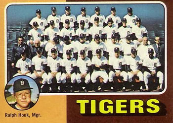 1975 Topps #18 Detroit Tigers / Ralph Houk Front