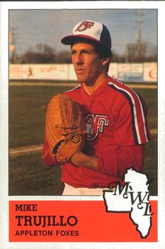 1983 Fritsch Appleton Foxes #2 Mike Trujillo Front