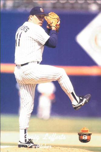 1991 San Diego Padres Smokey #19 Craig Lefferts Front