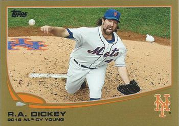 2013 Topps - Gold #632 R.A. Dickey Front
