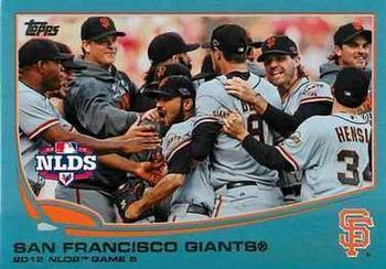 2013 Topps - Blue #260 San Francisco Giants Front