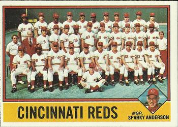 1976 Topps #104 Cincinnati Reds / Sparky Anderson Front